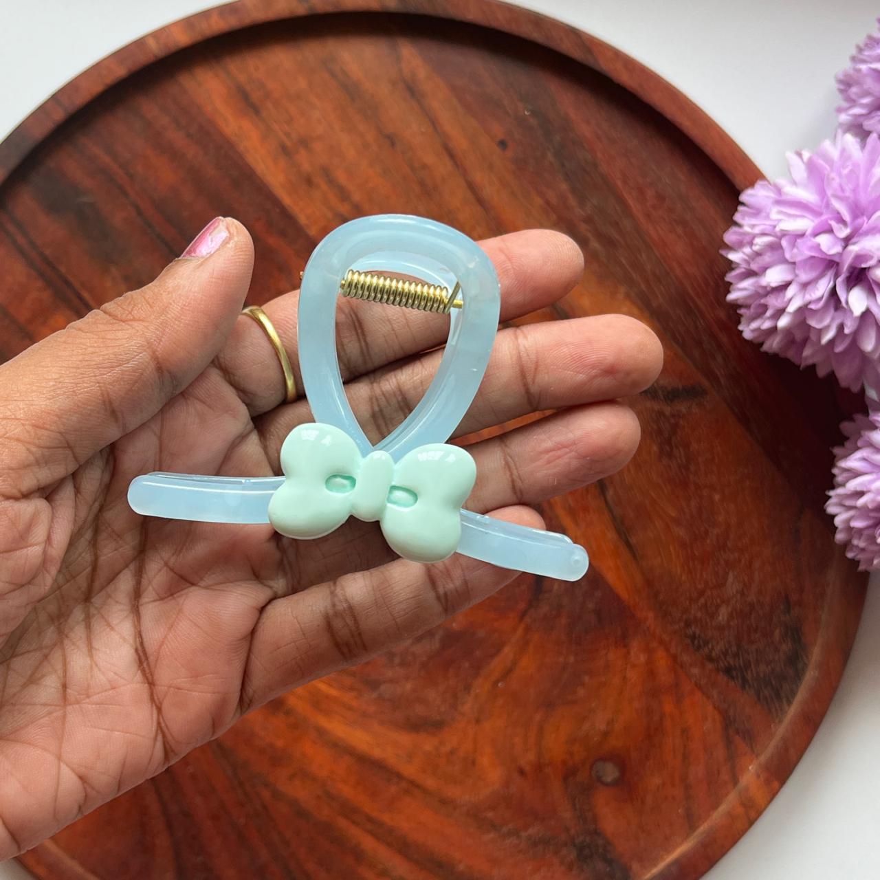 Pastel Bow Loop Claw Clip 🎀- 8cm Medium