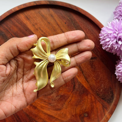 Golden Pearl Bow Claw Clip ✨- 7cm Medium