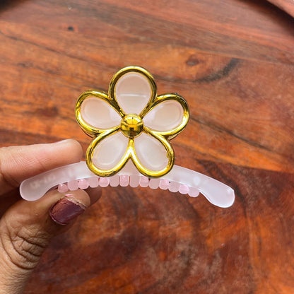 Golden Blossom Outline Clip - 7cm Medium