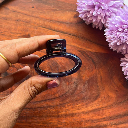Oval Elegance Claw Clip- 5cm Small to Medium