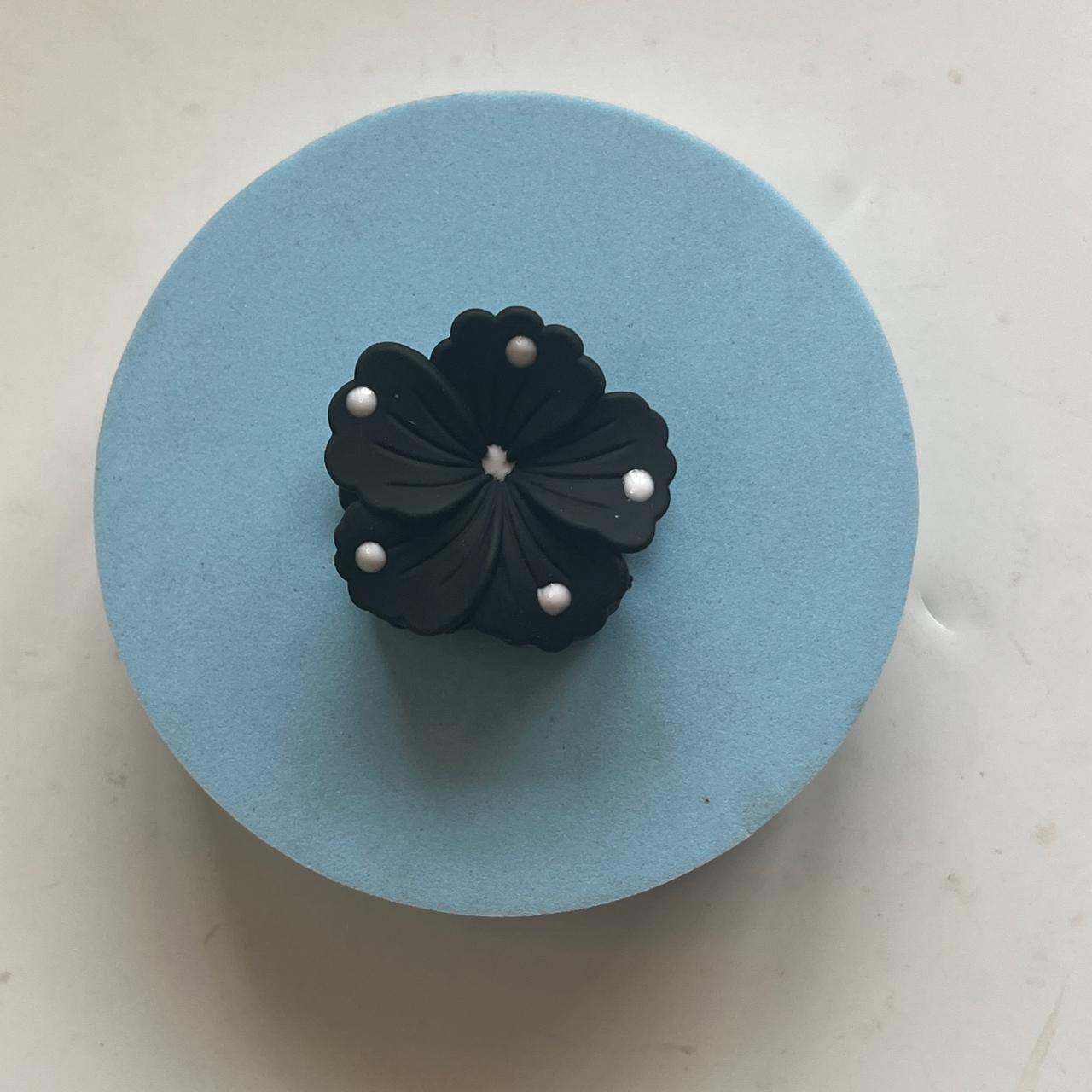 Scalloped Flower Polka Dot Claw Clip- Small 4cm