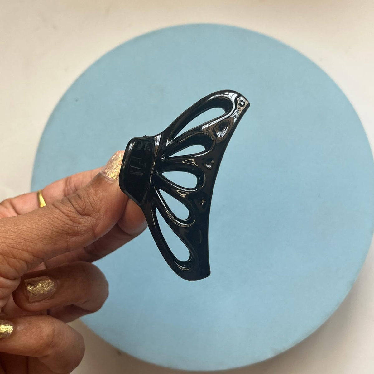 Petal Cut-Out Claw Clip- Medium 7cm