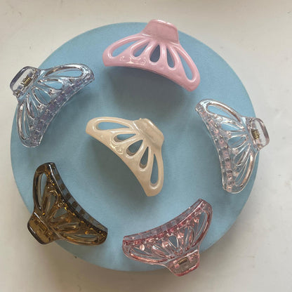 Petal Breeze Cut-Out Claw Clip- Medium 7cm