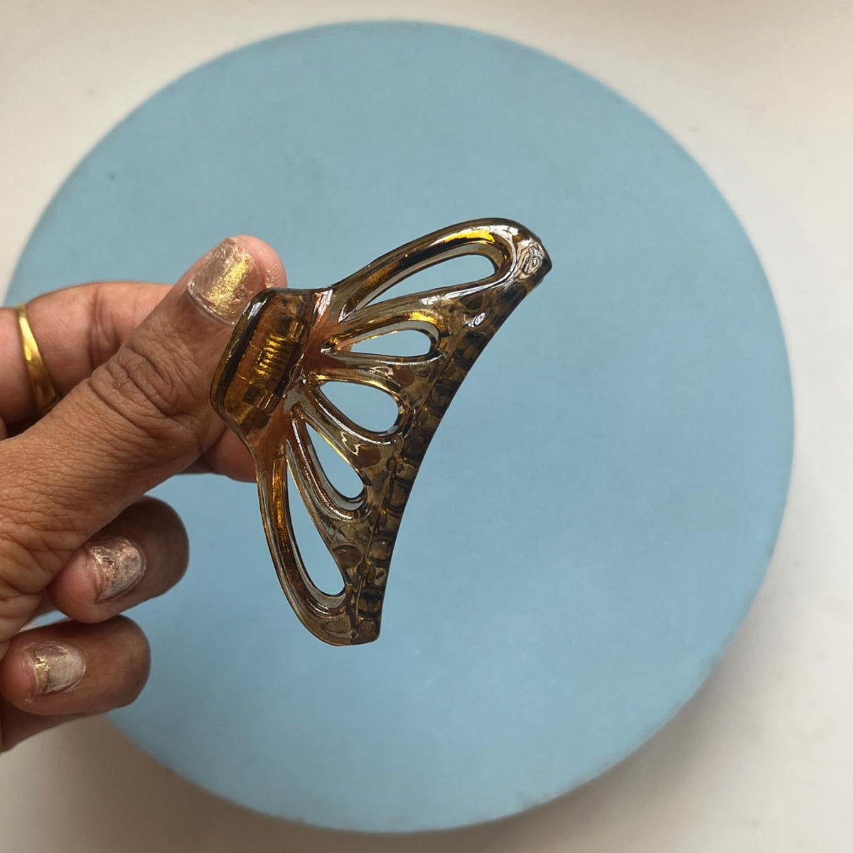Petal Breeze Cut-Out Claw Clip- Medium 7cm