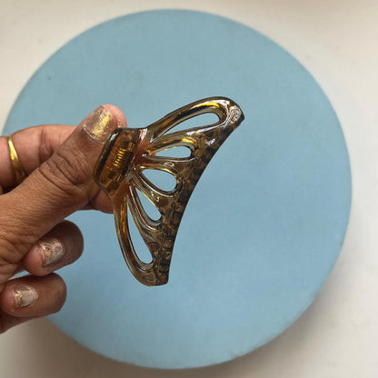 Petal Breeze Cut-Out Claw Clip- Medium 7cm