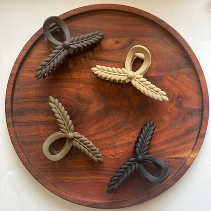 Leafy Bow Statement Claw Clip - Large 11cm