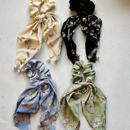 Floral Pearl Scrunchie Scarf – Pack of 1