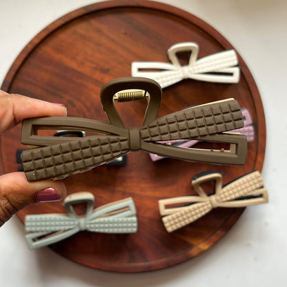 Dual Tone Bow Hair Clip – Chic Statement Bow - Large 11cm