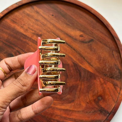 Soft Sculpted Claw Clip – Gold Accent - Medium 7cm