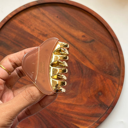 Soft Sculpted Claw Clip – Gold Accent - Medium 7cm